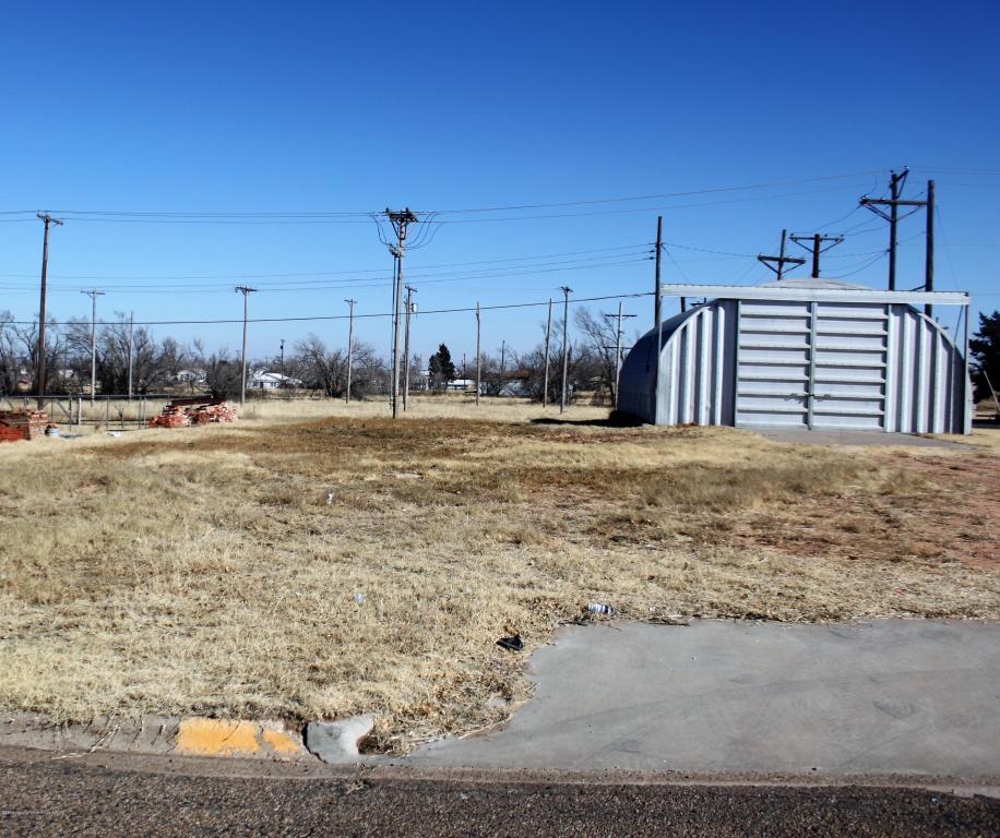 600 Whittenburg St - Photo 1