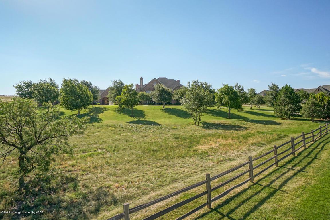 8 Stoneridge Dr - Photo 1