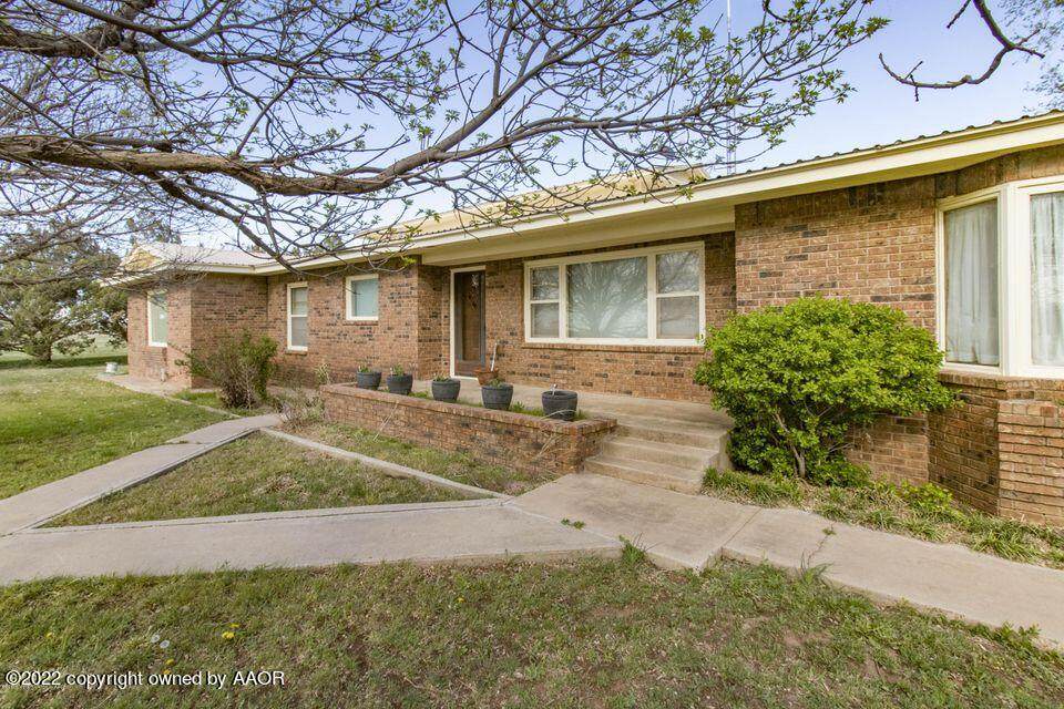 1201 Ave K - Photo 1
