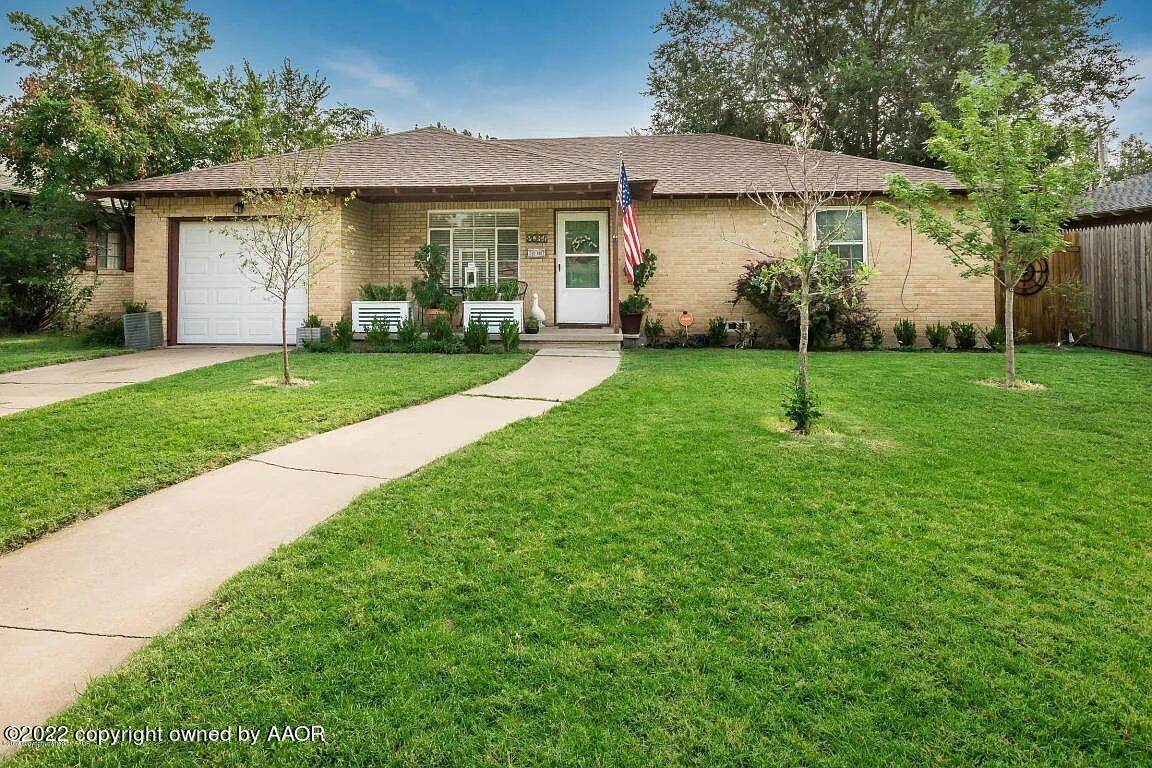 2031 Crockett St - Photo 1