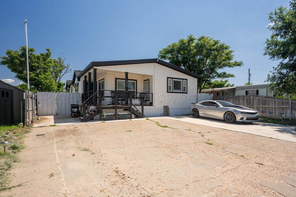 2004 Pheasant Lane - Photo 1