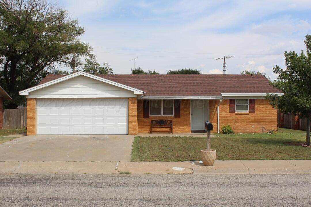 140 Greenwood - Photo 1