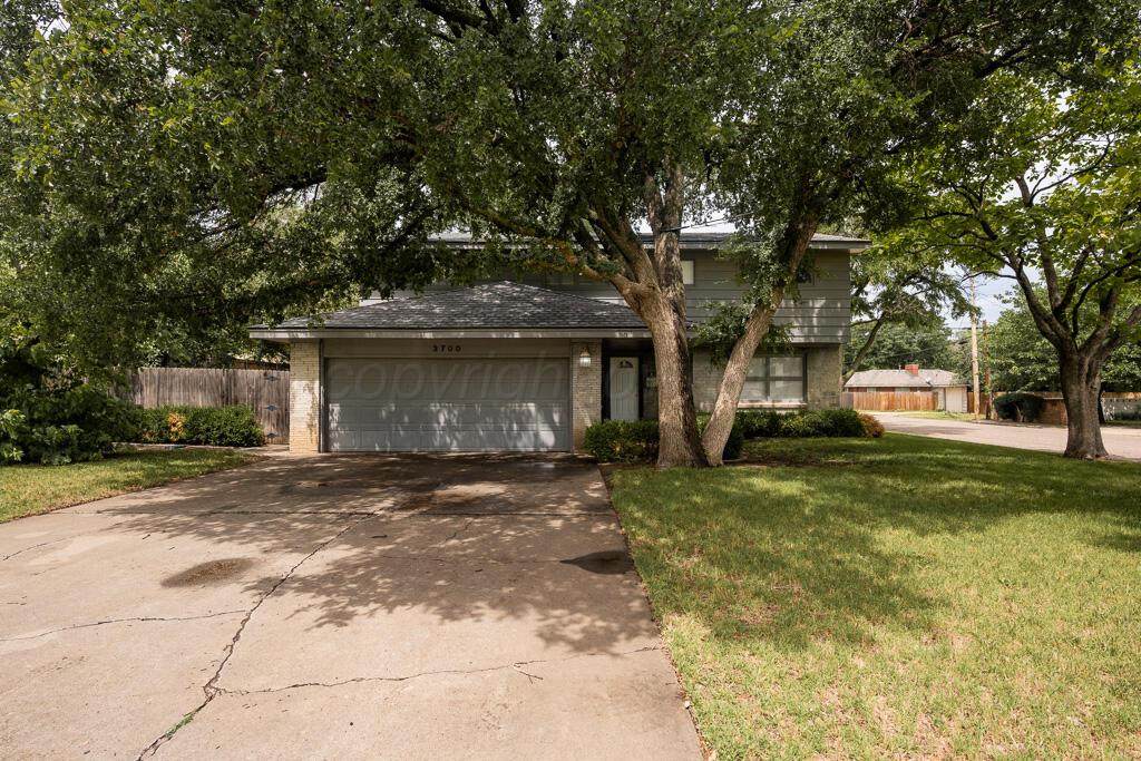 3700 Paramount Boulevard - Photo 1