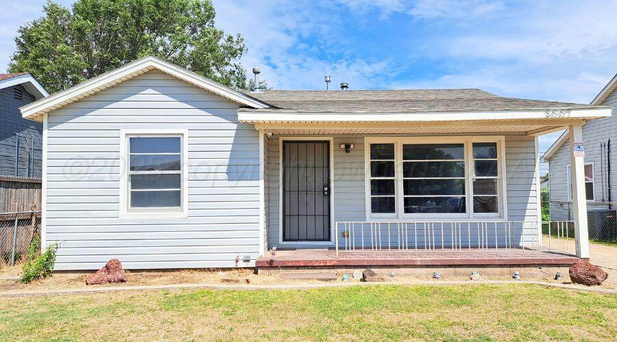 3007 Ridgemere Boulevard - Photo 1