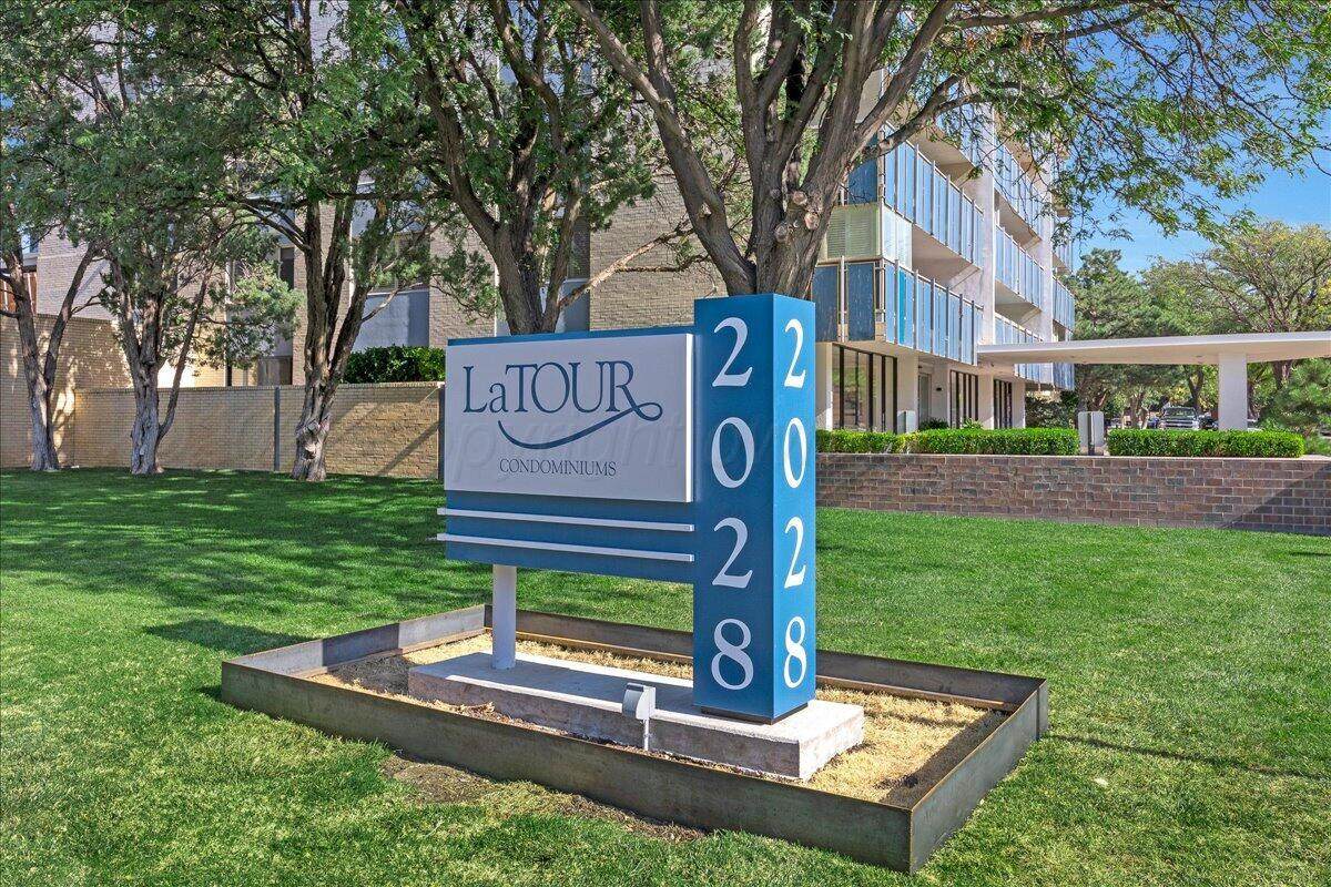 2028 Austin #907 Street - Photo 1