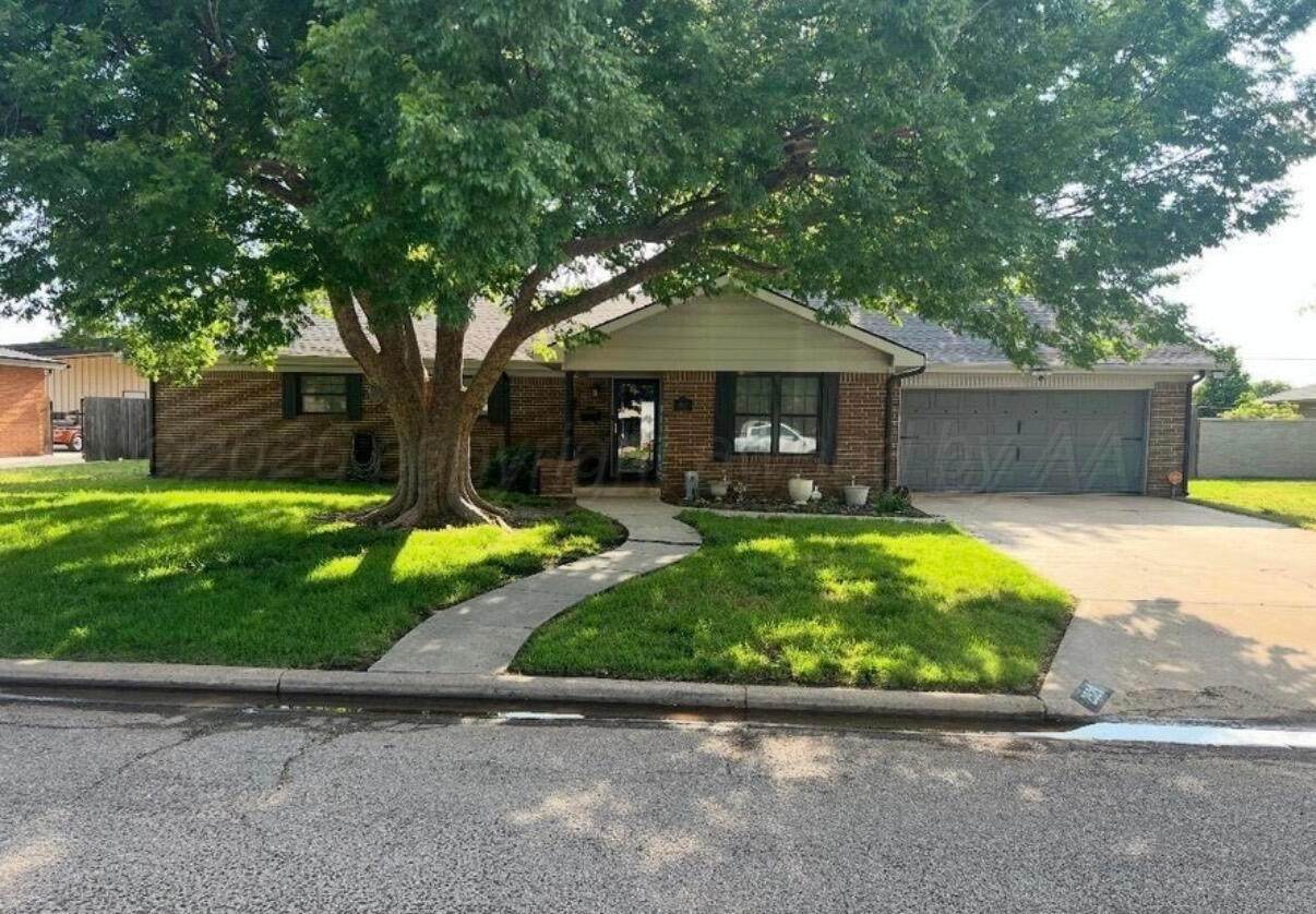 2529 Aspen Drive - Photo 1