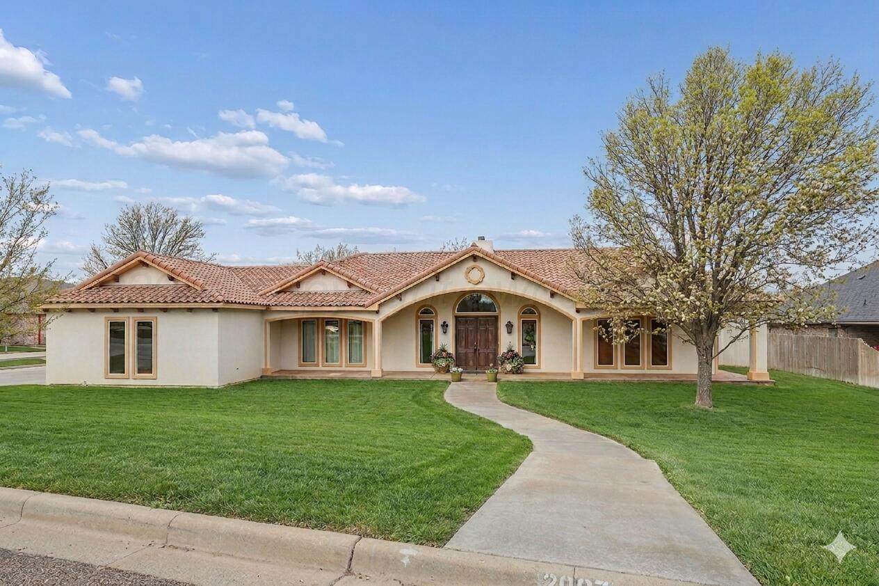 2007 Westwood Drive - Photo 1
