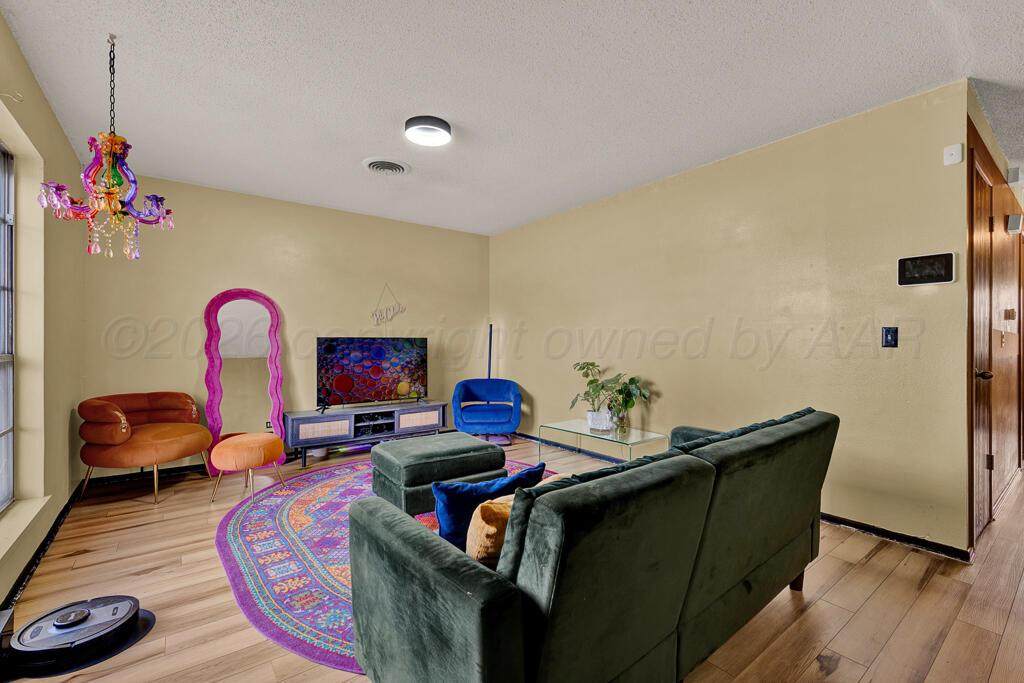 https://bt-photos.global.ssl.fastly.net/amarillo/orig_boomver_1_26-2708-2.jpg