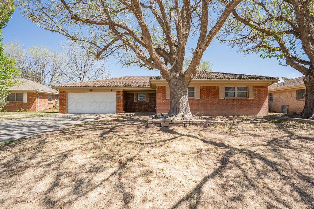 4923 Harvard Street - Photo 1