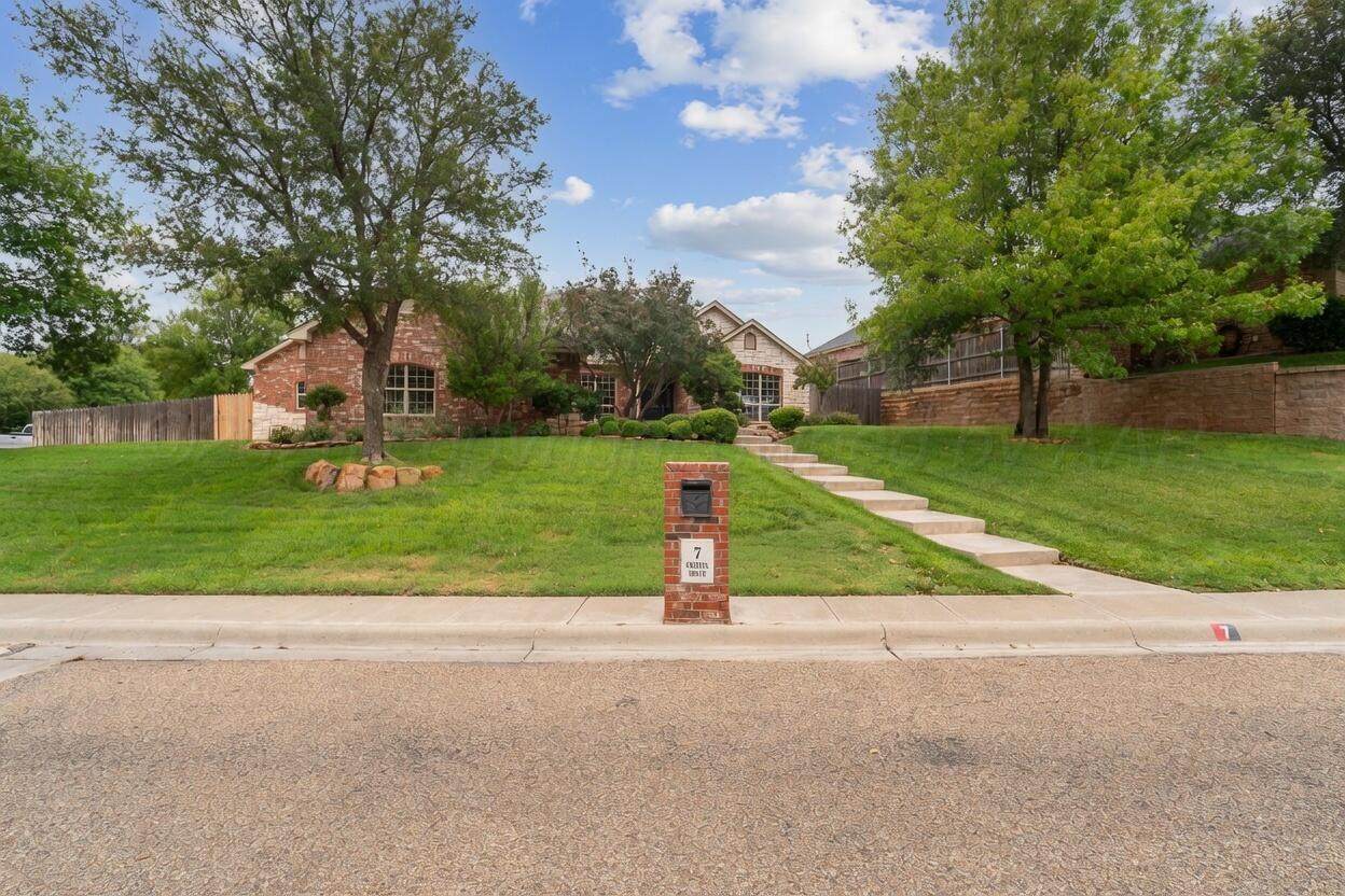7 Griffin Drive - Photo 1