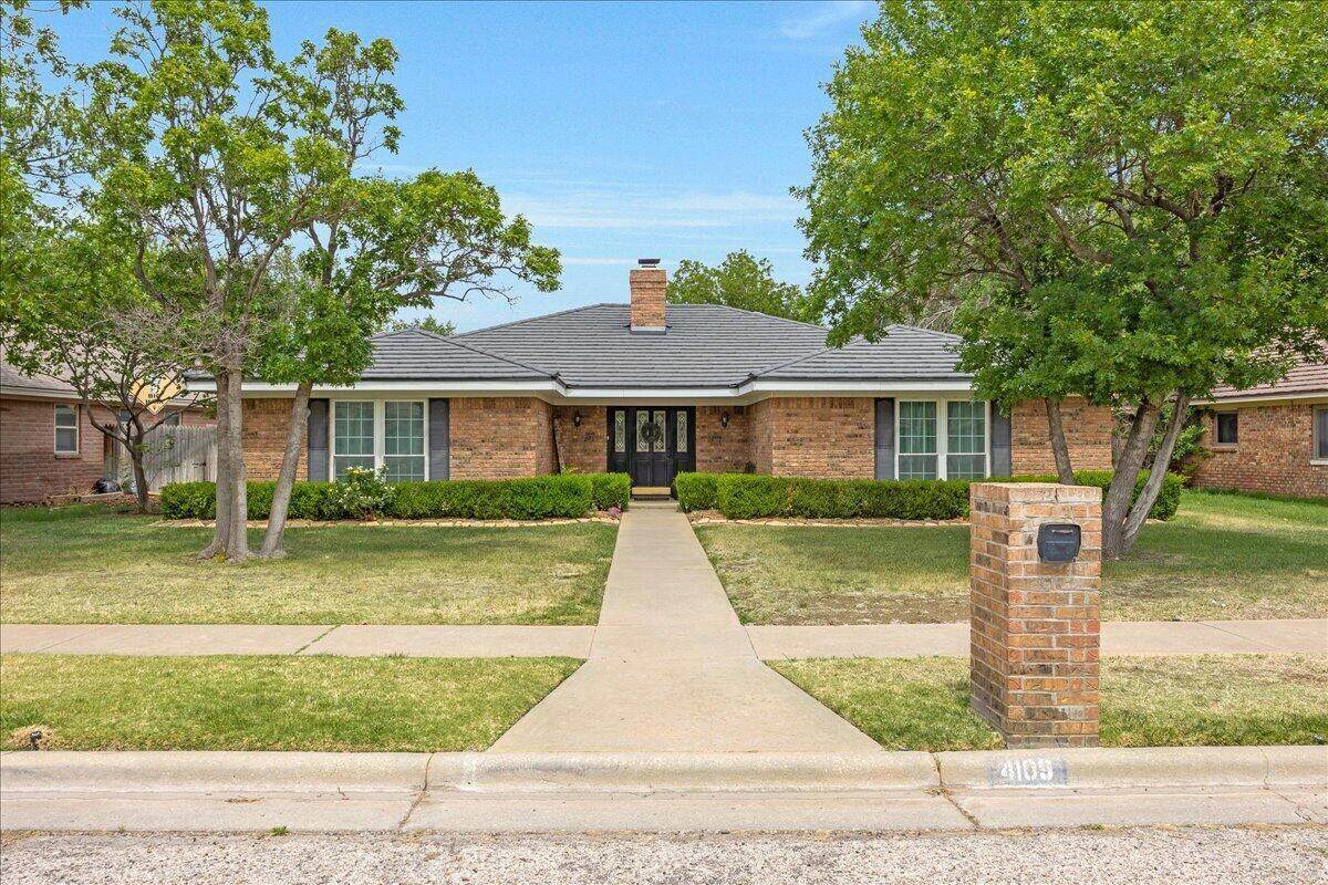 4109 Pinehurst Drive - Photo 1