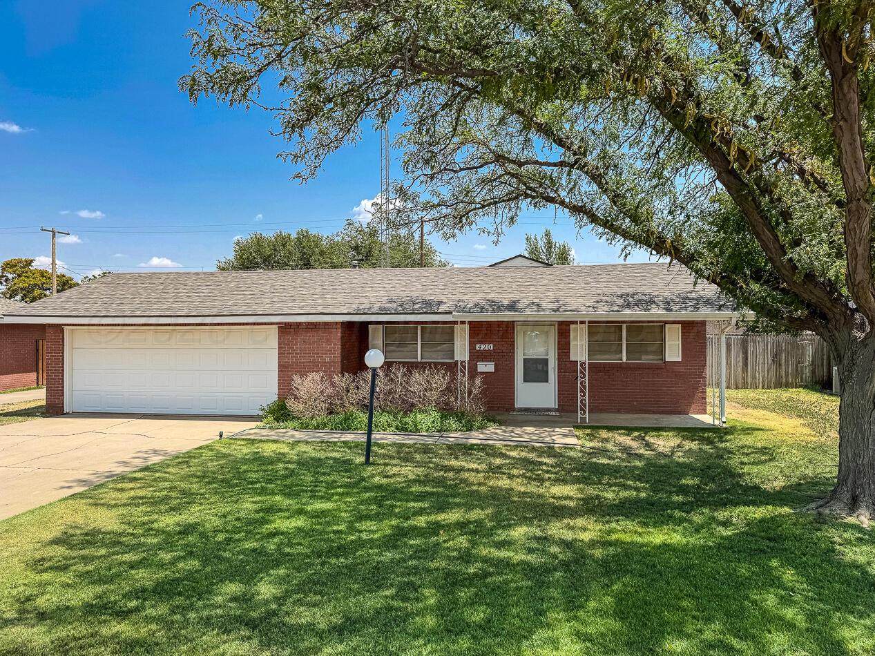 420 Sunset Drive - Photo 1