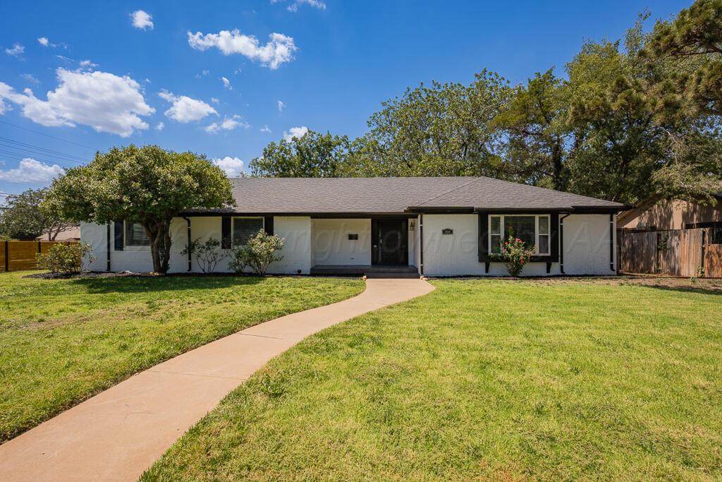 3218 Parker Street - Photo 1