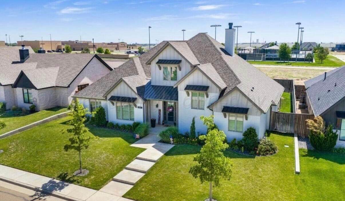 9405 Stonecrest Drive - Photo 1