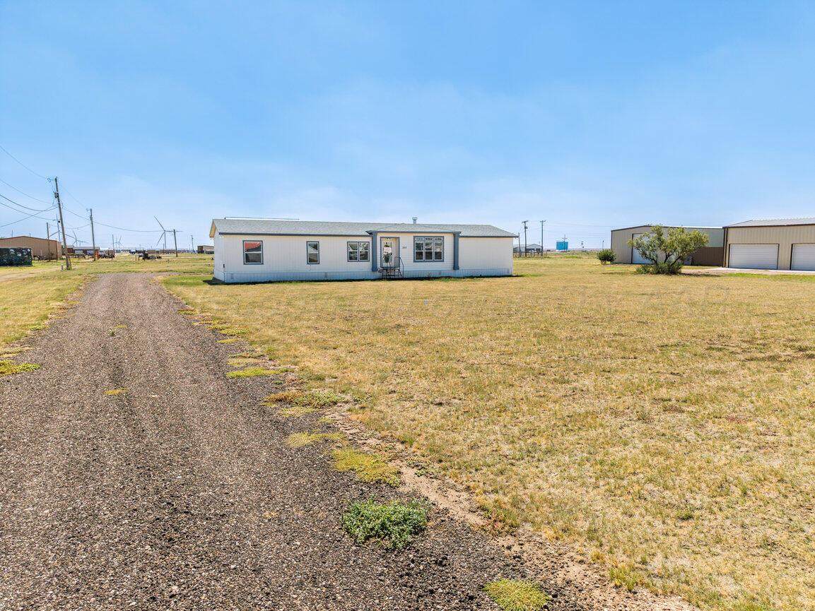 300 10th Street - Photo 1