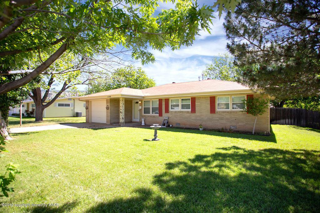 1708 Dogwood Ln - Photo 1