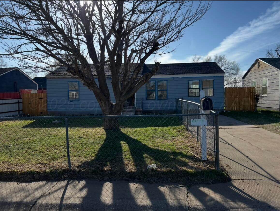 1329 Columbine Street - Photo 1