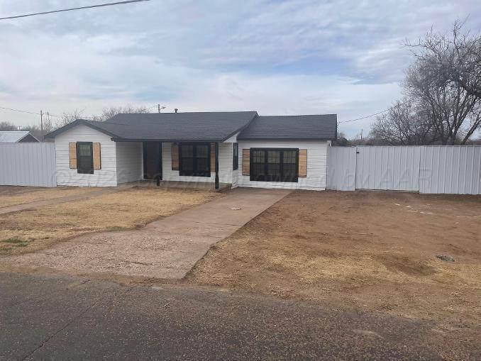 4605 Hinsey Drive - Photo 1