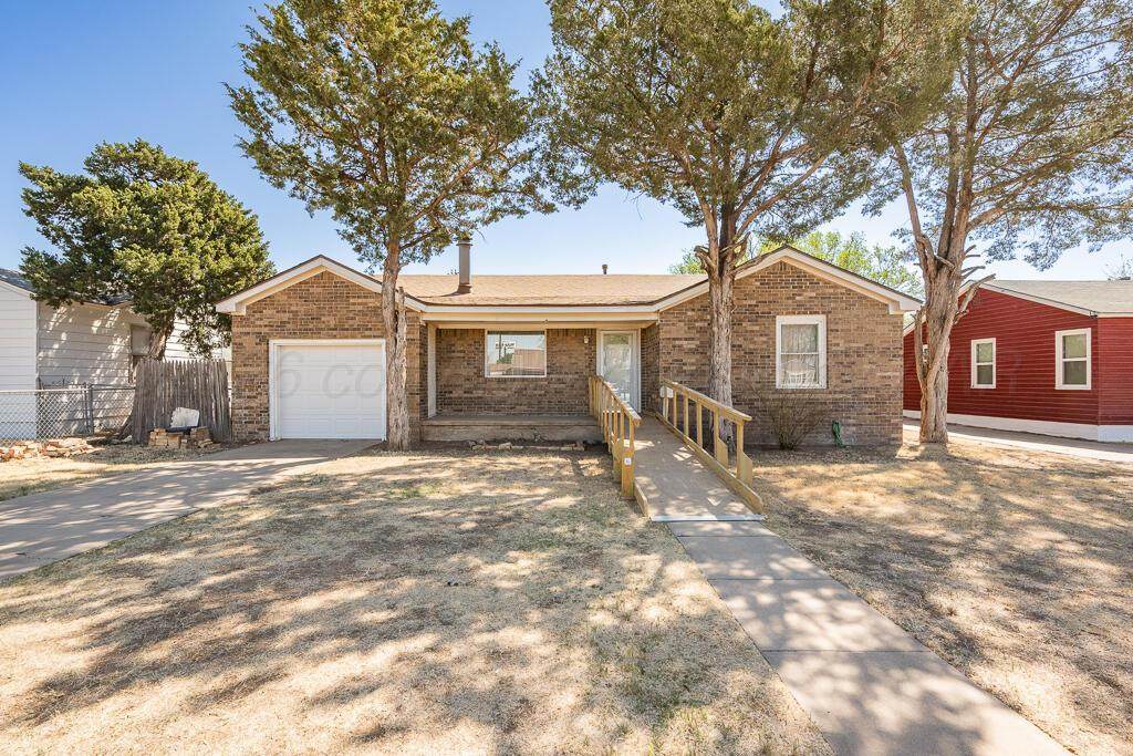 1811 Austin Street - Photo 1