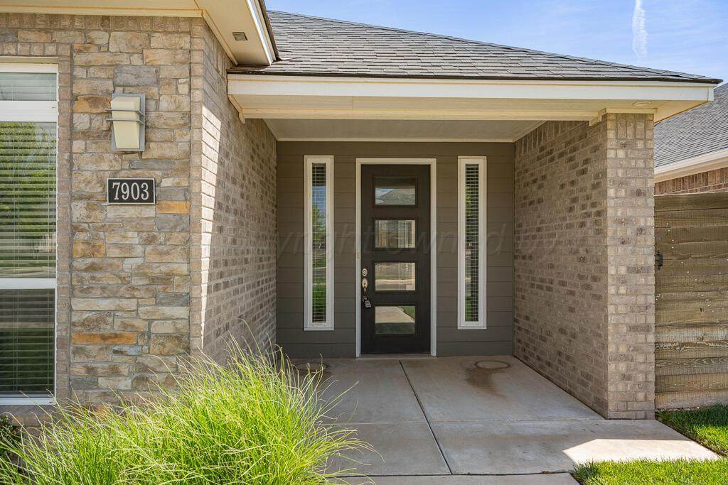7903 Zoe Drive - Photo 1