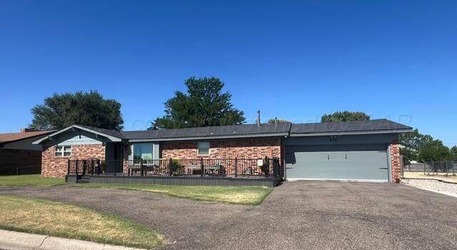 312 Dahlia Street - Photo 1