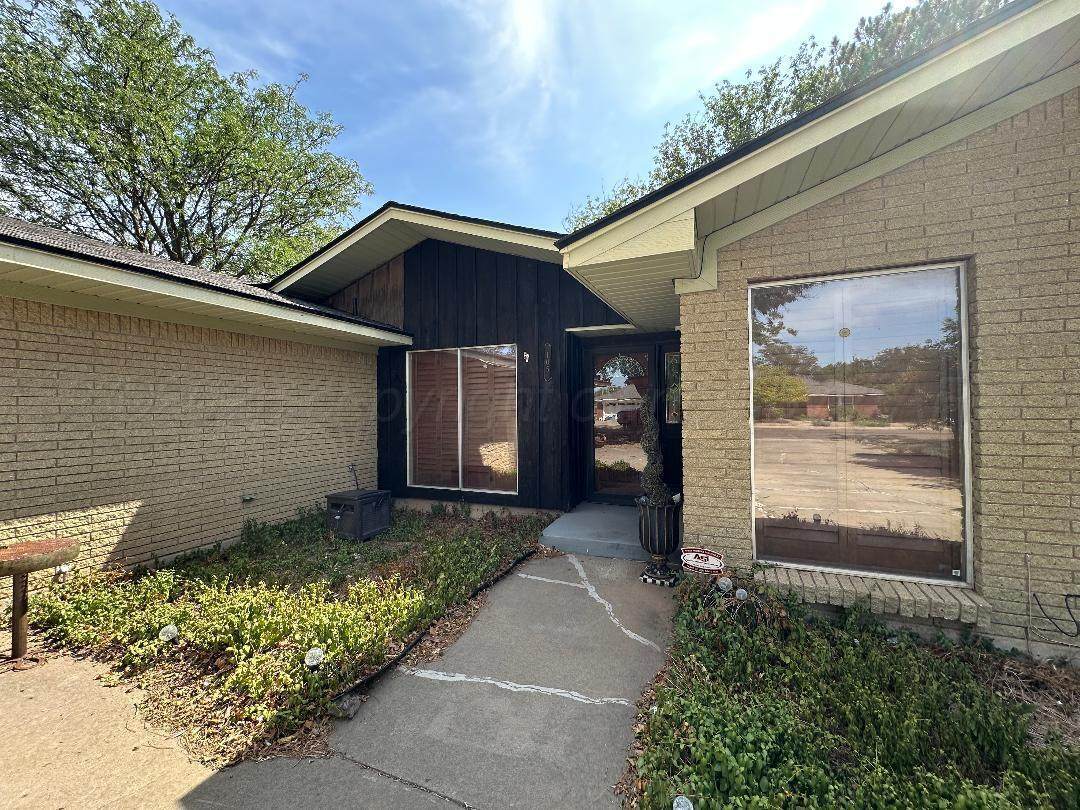 105 Bellaire Avenue - Photo 1