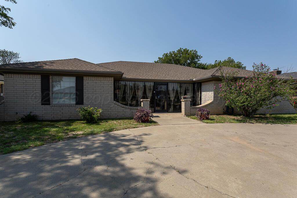 7211 Gainsborough Road - Photo 1
