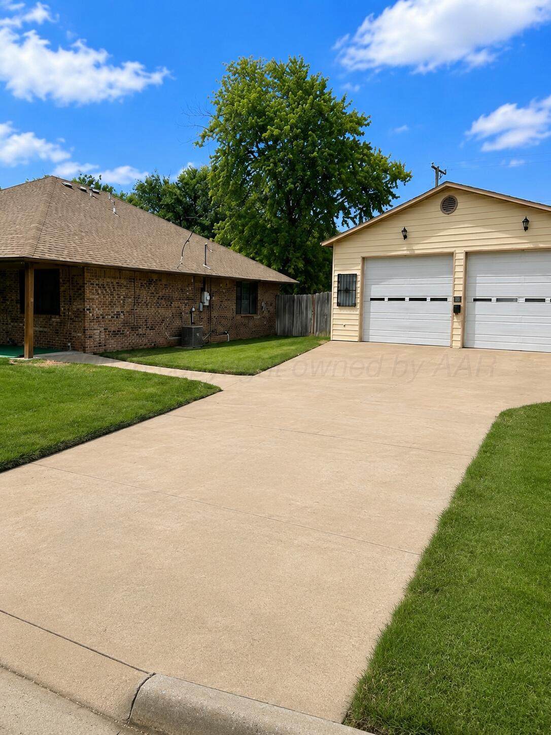 906 Fairmont Street - Photo 1