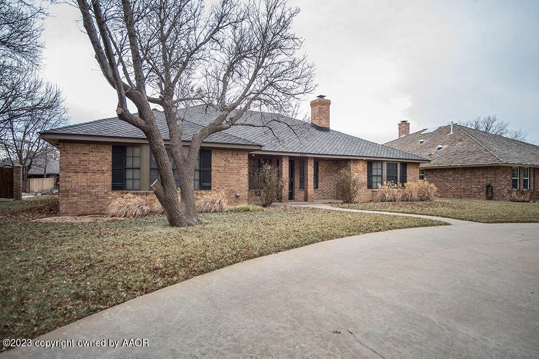 6303 Ridgewood Dr - Photo 1
