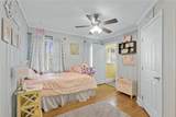 1811 Club Drive - Photo 17