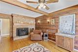 1811 Club Drive - Photo 5