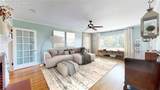 104 Pine Street - Photo 3