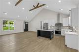 395 Mountainview Road - Photo 18