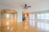 207 Green Chase - Photo 9