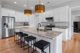 463 Kensington Circle - Photo 15