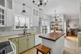 320 Regency Circle - Photo 10