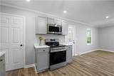 318 Elljean Road - Photo 22