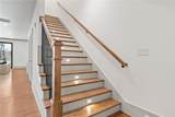 214 Holiday E Avenue - Photo 17
