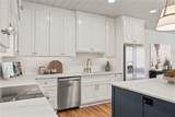 214 Holiday E Avenue - Photo 9