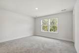 303 Speyside Lane - Photo 16