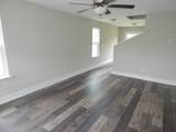 401 Bee Cove Way - Photo 3