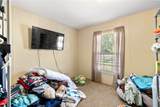 571 Berry Shoals Road - Photo 17