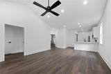 400 Hickory Trail - Photo 9