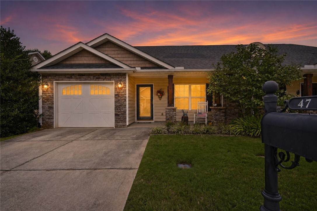 47 Hillsborough Drive - Photo 1