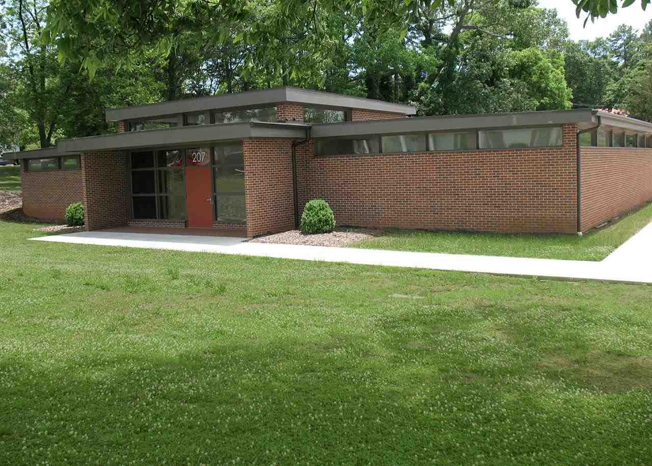 207 Booker Drive - Photo 1