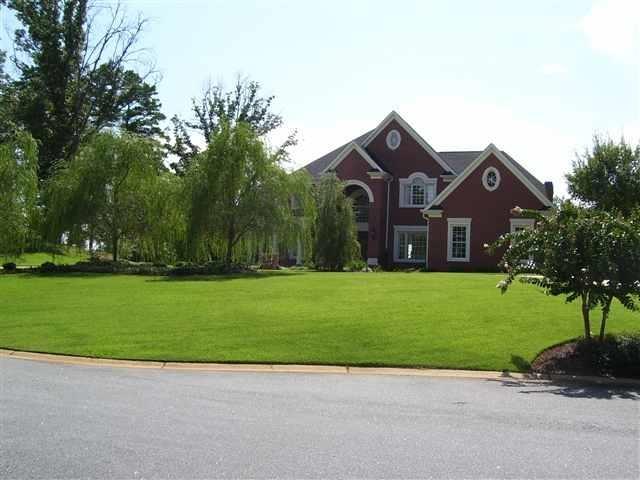 210 Golden Willow Court - Photo 1