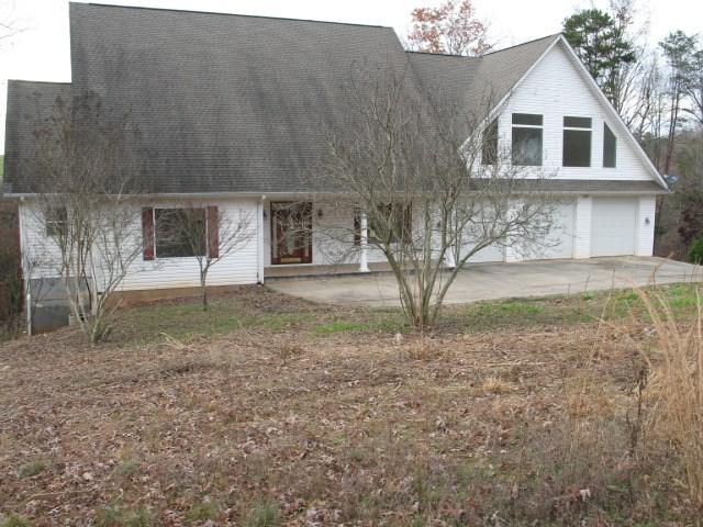 440 Echo Trail, Seneca, SC 29678 (MLS #20171325) :: Les Walden Real Estate