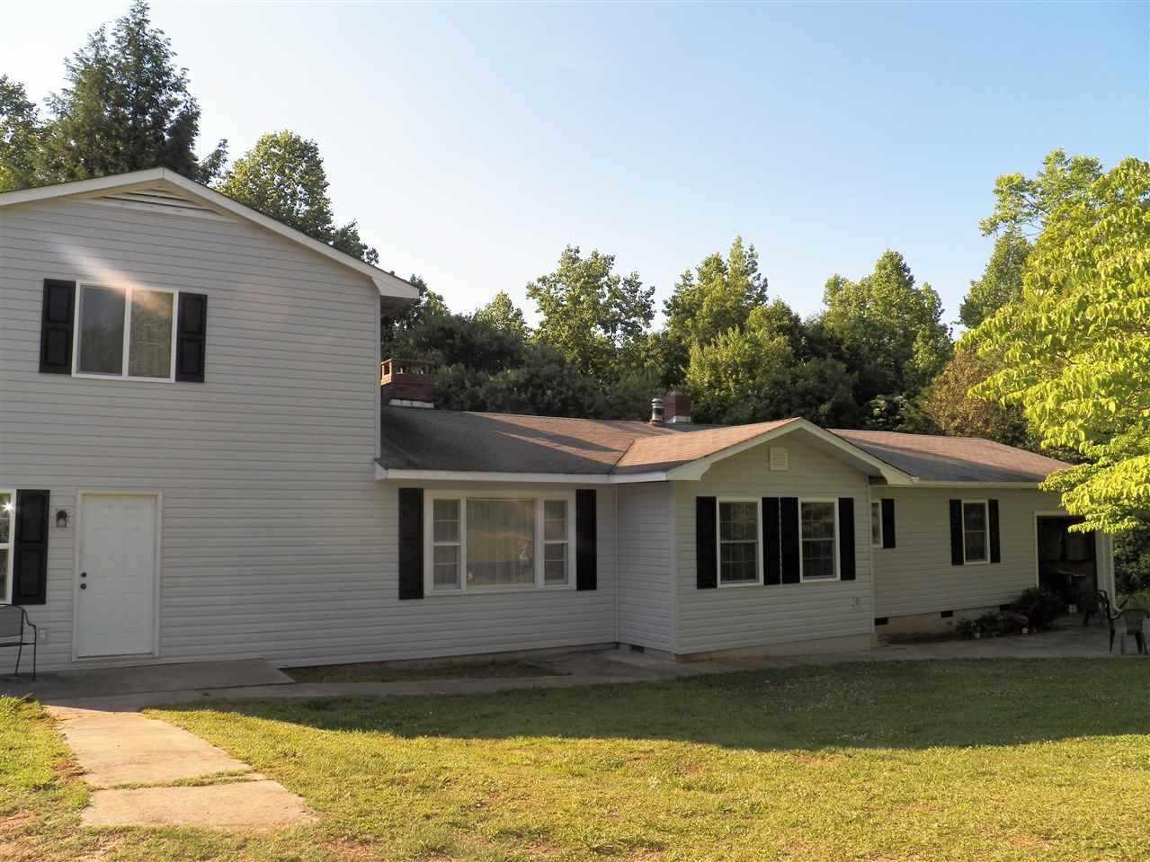 191 S Retreat Road, Westminster, SC 29693 (MLS #20176989) :: Les Walden Real Estate
