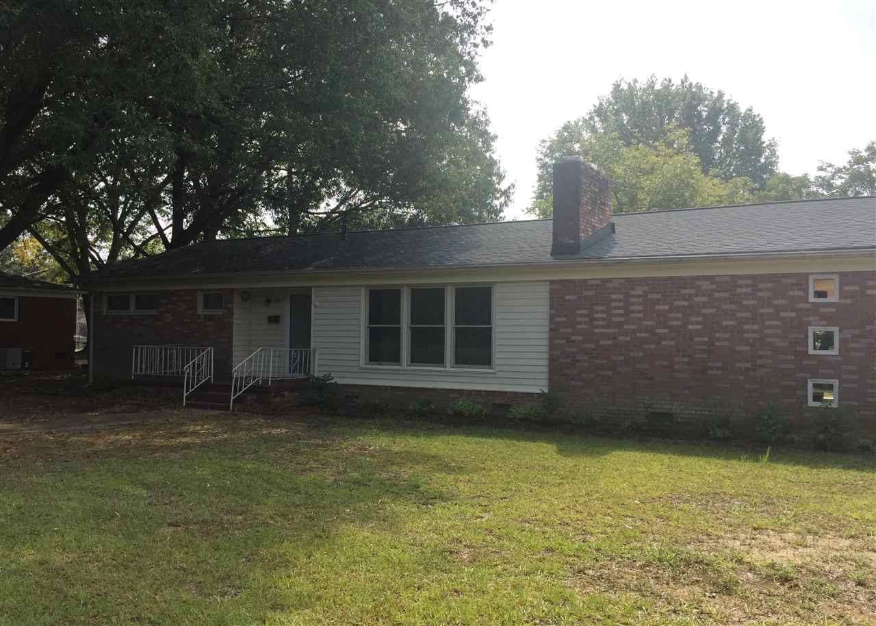 110 Hillcrest Circle - Photo 1