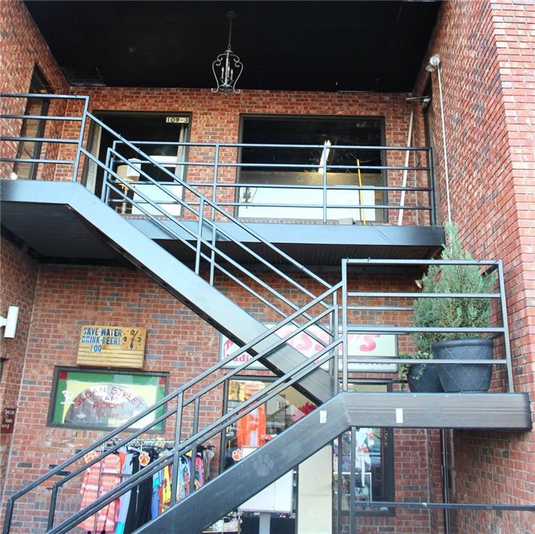 109-3 Sloan Street - Photo 1